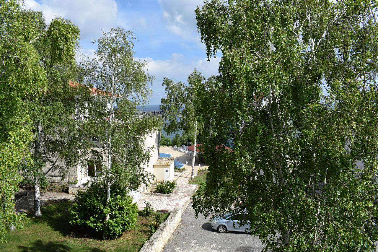 Ahilea Hotel - Free Pool Access Balchik Exterior photo